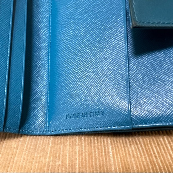 PRADA AUTHENTICATED VINTAGE NYLON & LEATHER BIFOLD WALLET. UGC. - Picture 14 of 15